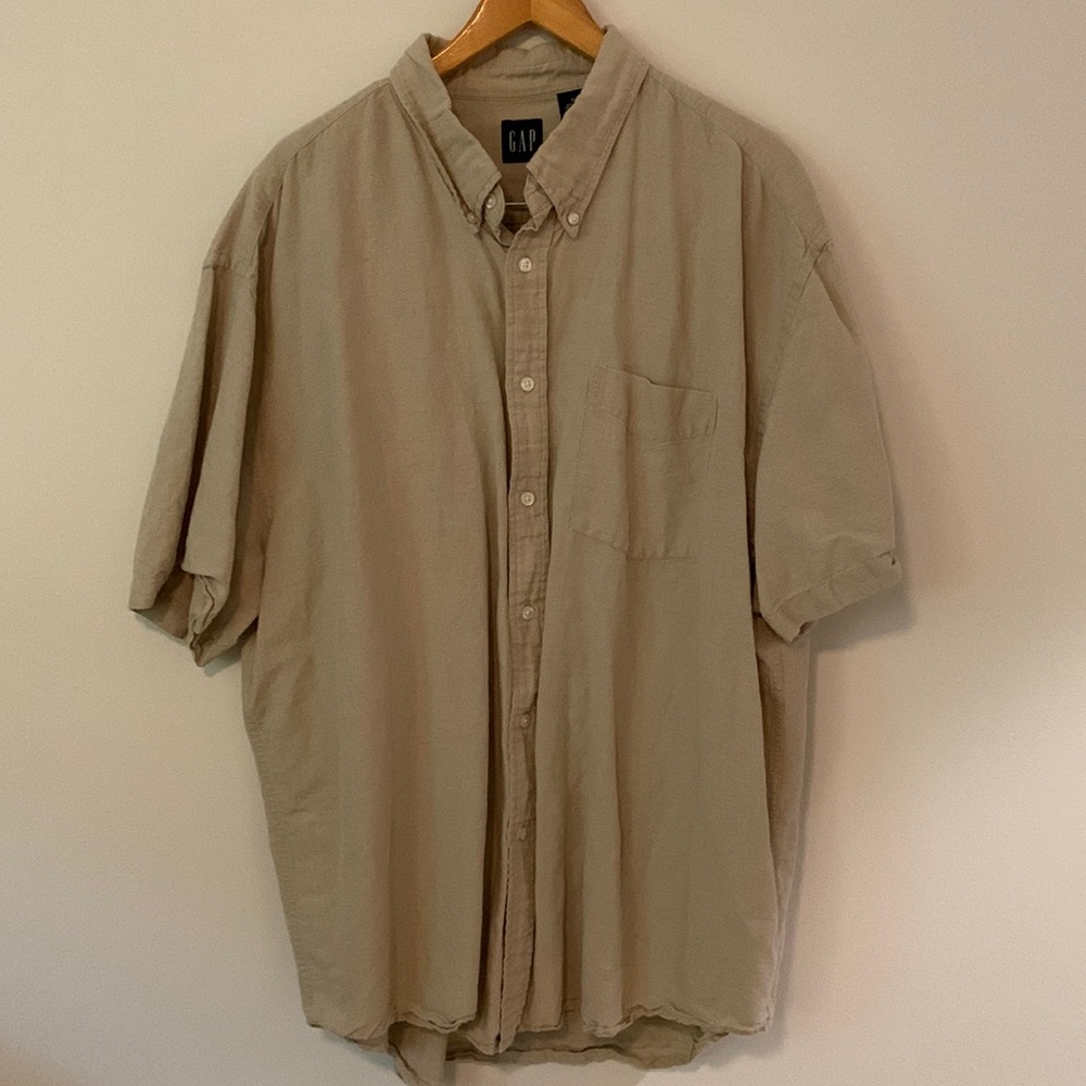 Gap Men’s Linen Cotton Blend Short Sleeve Collar Button Down Shirt